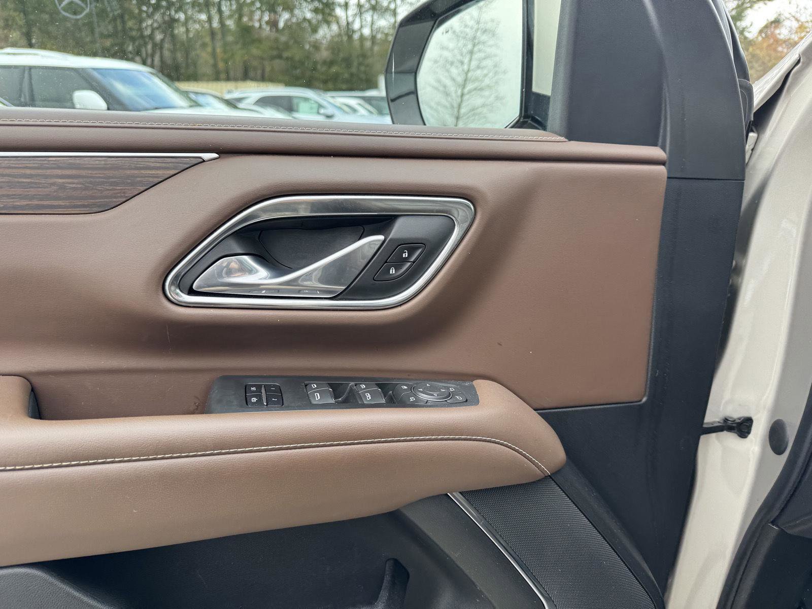 Used 2023 Chevrolet Tahoe High Country w/ Premium Package 2 image 6