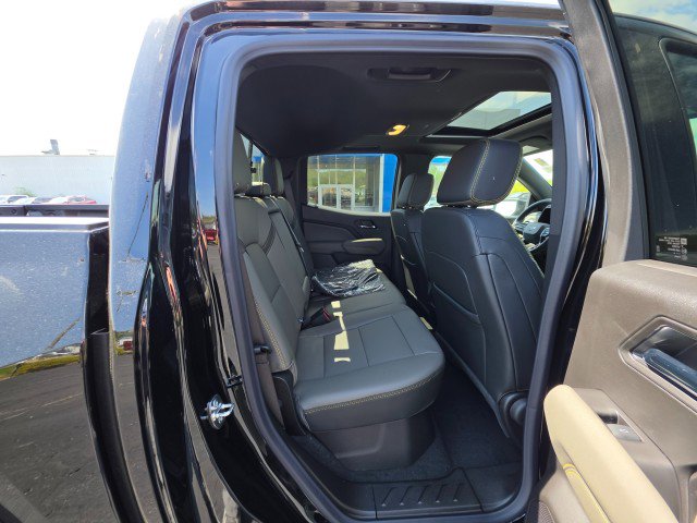 New 2026 Chevrolet Colorado ZR2 w/ Technology Package AWD/4WD image 15