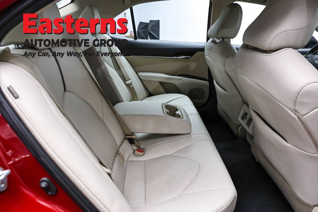 Used 2021 Toyota Camry XLE AWD/4WD image 23
