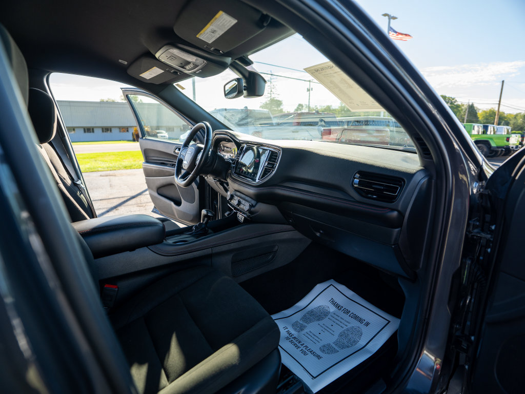 Used 2025 Dodge Durango R/T AWD/4WD image 23