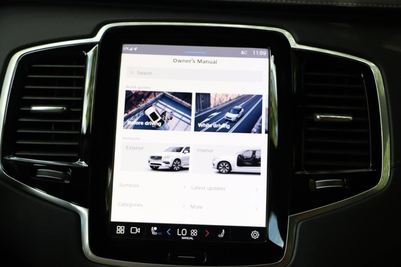 Used 2023 Volvo XC90 T8 Ultimate image 37