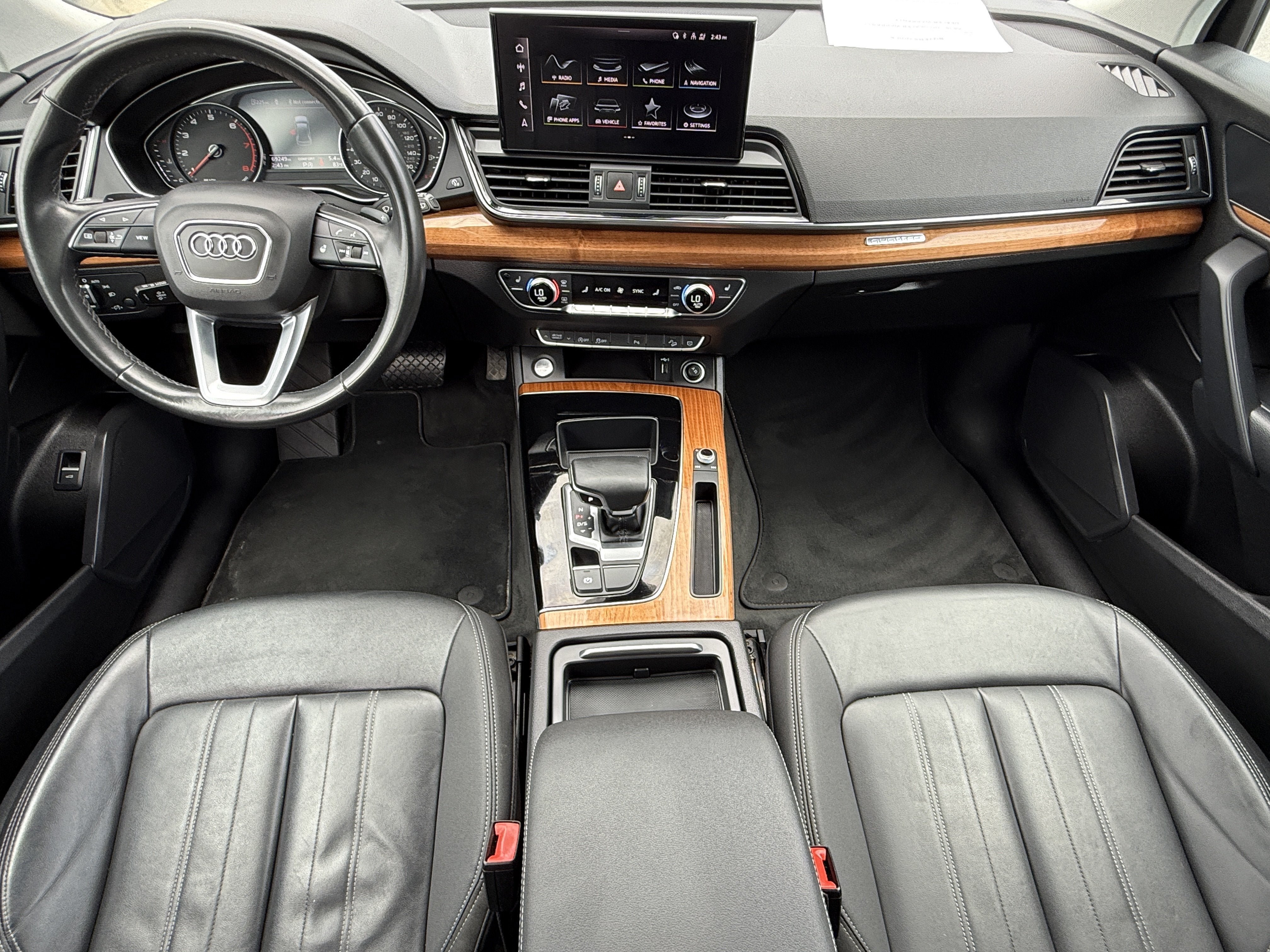 Used 2021 Audi Q5 2.0T Premium w/ Convenience Package AWD/4WD image 18