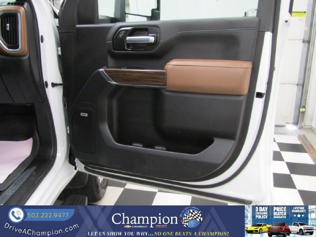 Used 2022 Chevrolet Silverado 3500 High Country w/ Safety Package II AWD/4WD image 56