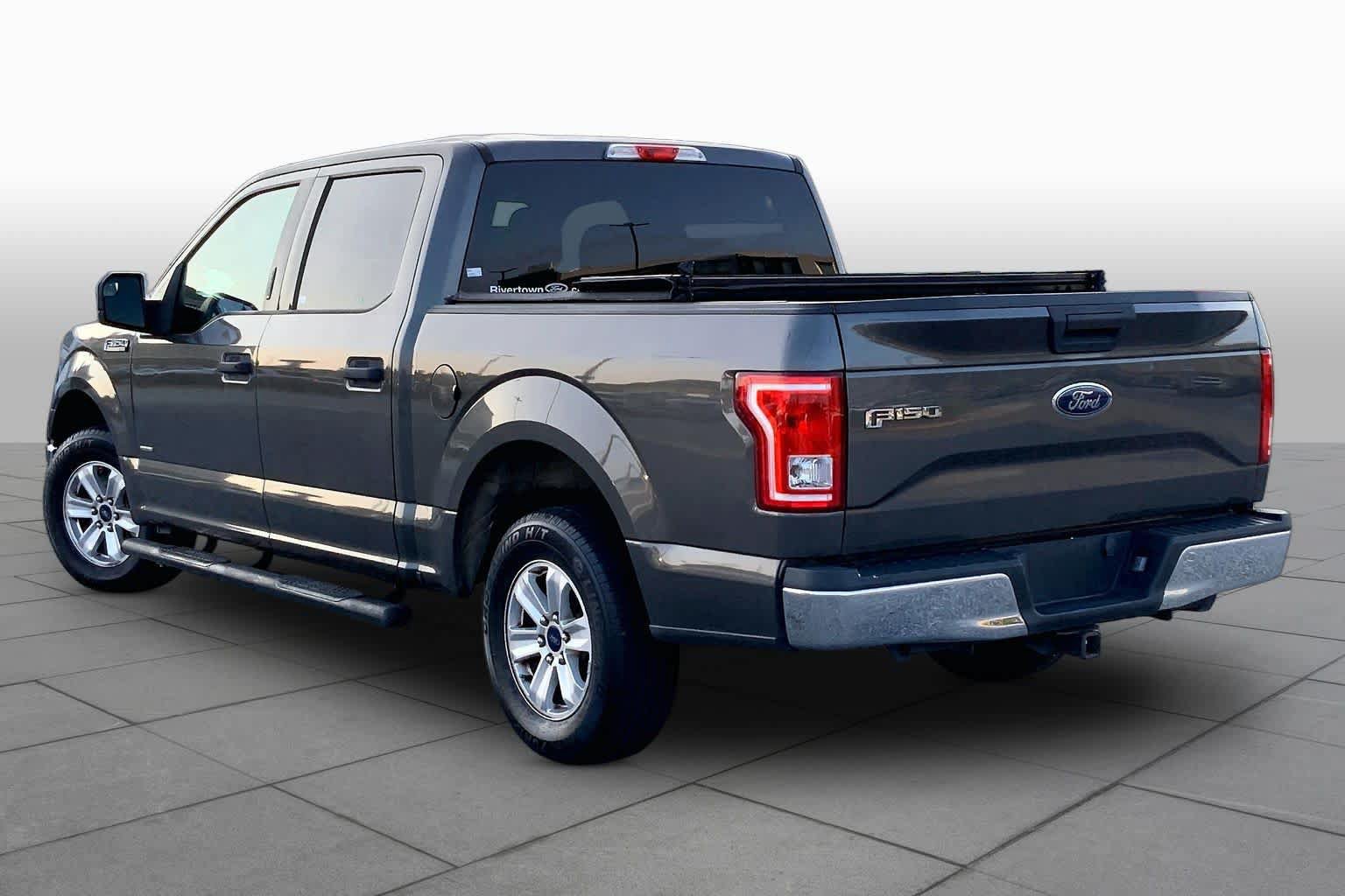Used 2016 Ford F150 XLT RWD image 11