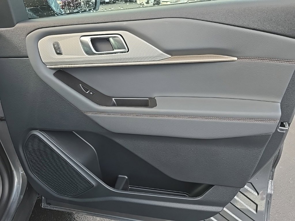 New 2026 Ford Explorer Active image 50