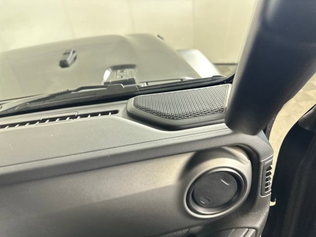 Used 2023 Jeep Wrangler Unlimited w/ Cold Weather Group AWD/4WD image 29