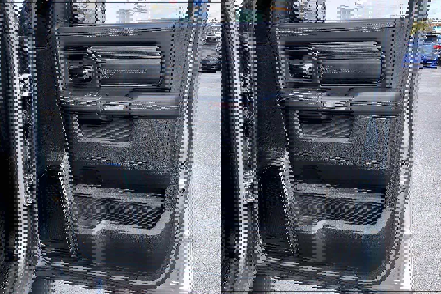 Used 2022 RAM 3500 Limited image 22