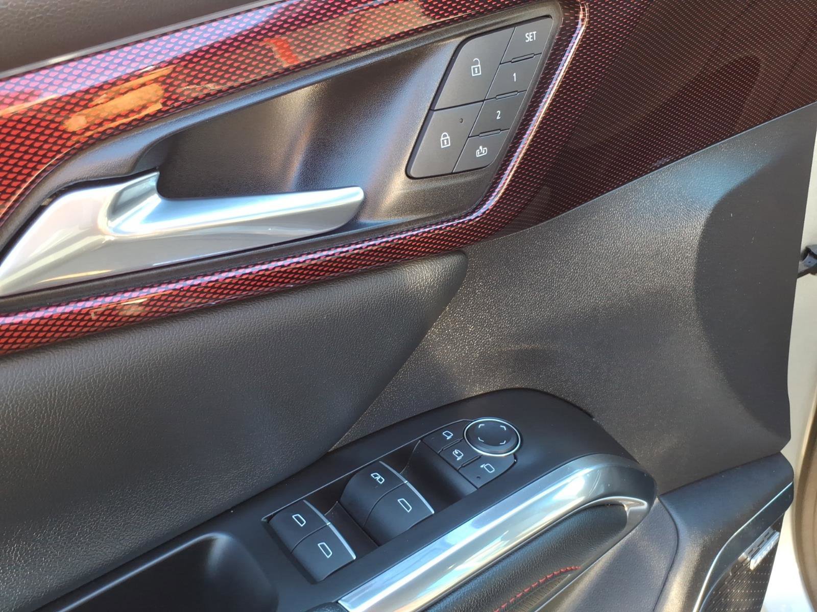 Certified 2024 Chevrolet Traverse RS w/ LPO, Floor Liner Package image 18