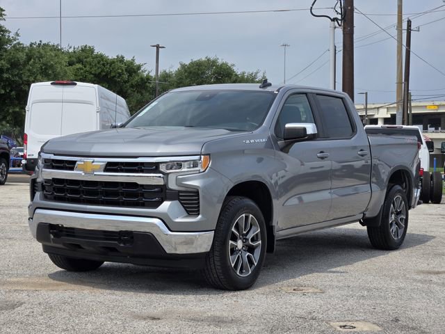 Used 2023 Chevrolet Silverado 1500 LT AWD/4WD image 3