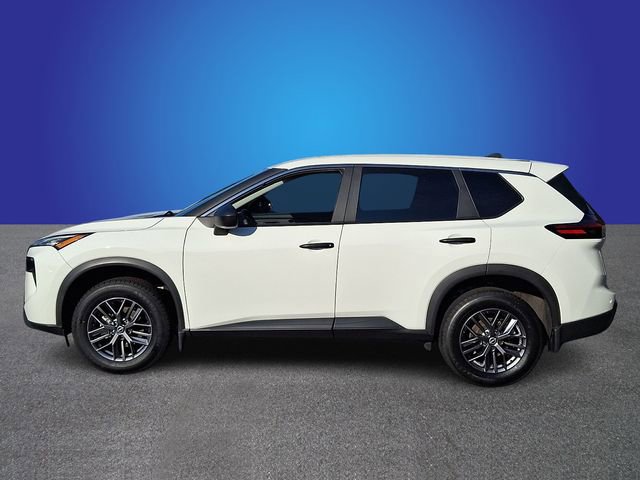Used 2024 Nissan Rogue S AWD/4WD image 7