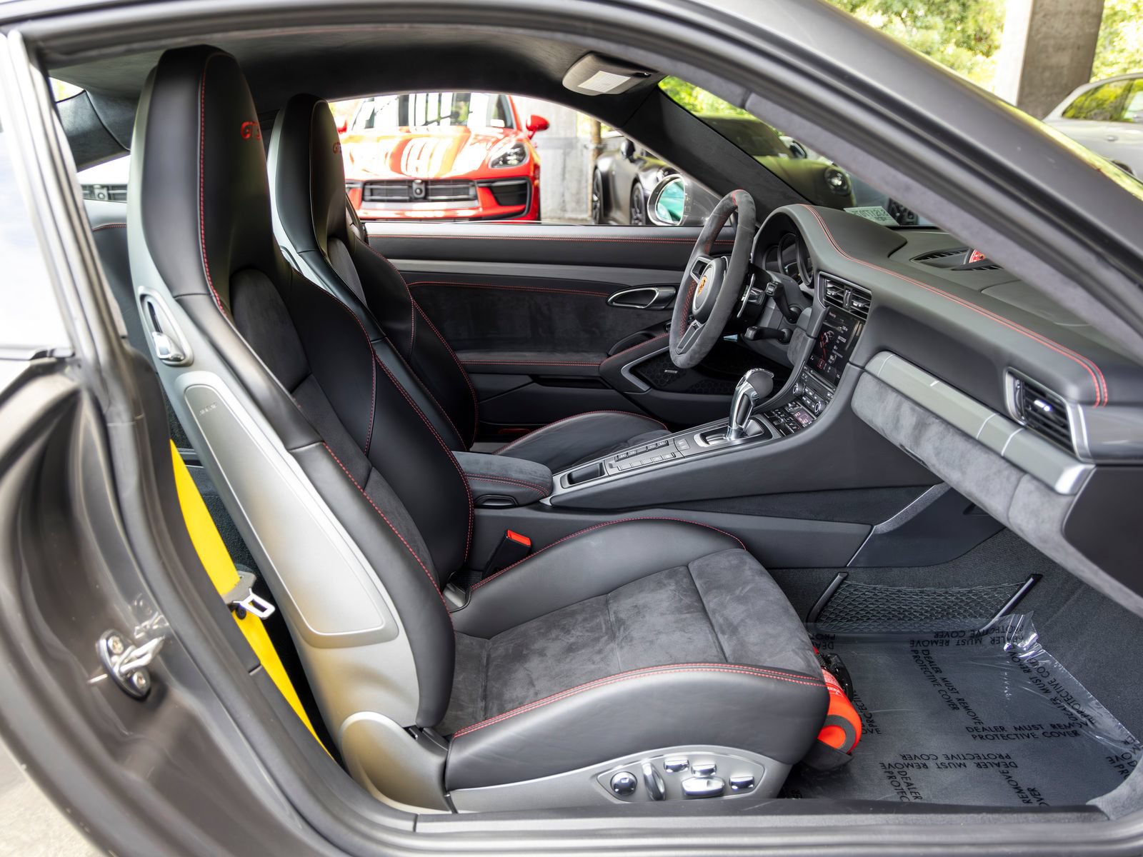 Certified 2018 Porsche 911 GT3 RWD image 58