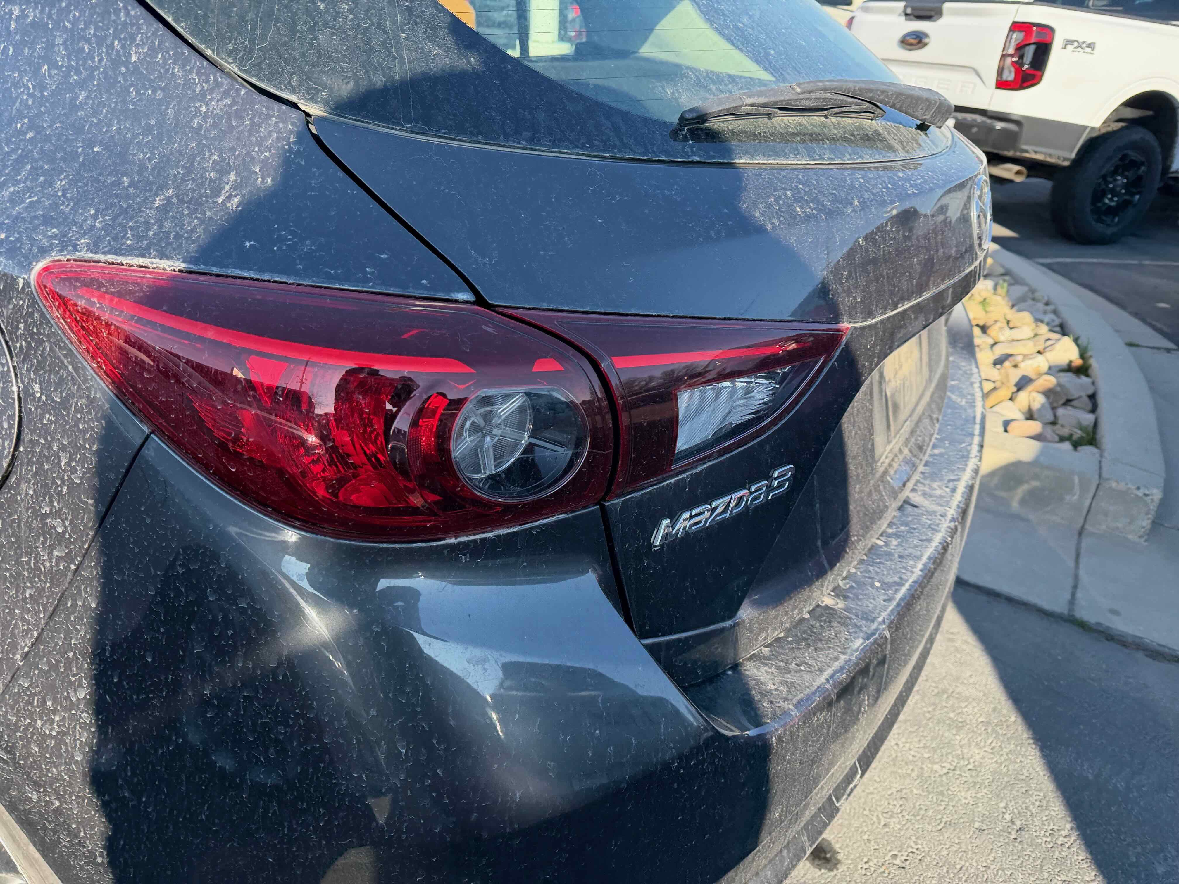 Used 2018 MAZDA MAZDA3 Touring image 9