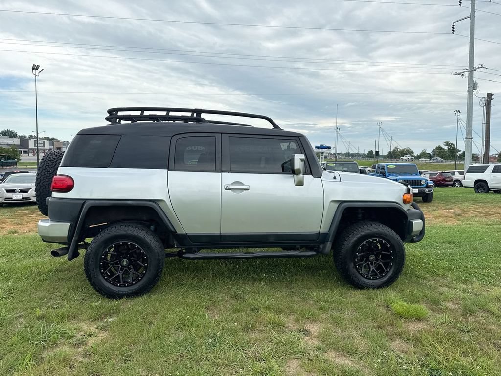Used 2007 Toyota FJ Cruiser 4WD w/ Upgrade Pkg 2 image 6