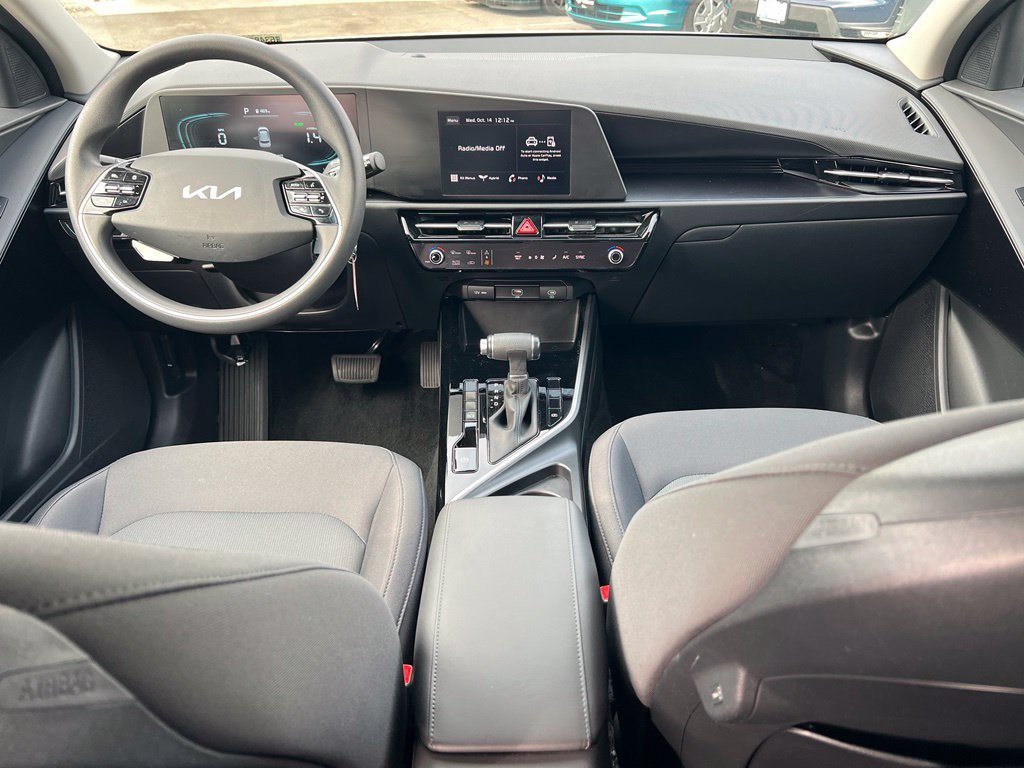 Certified 2026 Kia Niro LX FWD image 12