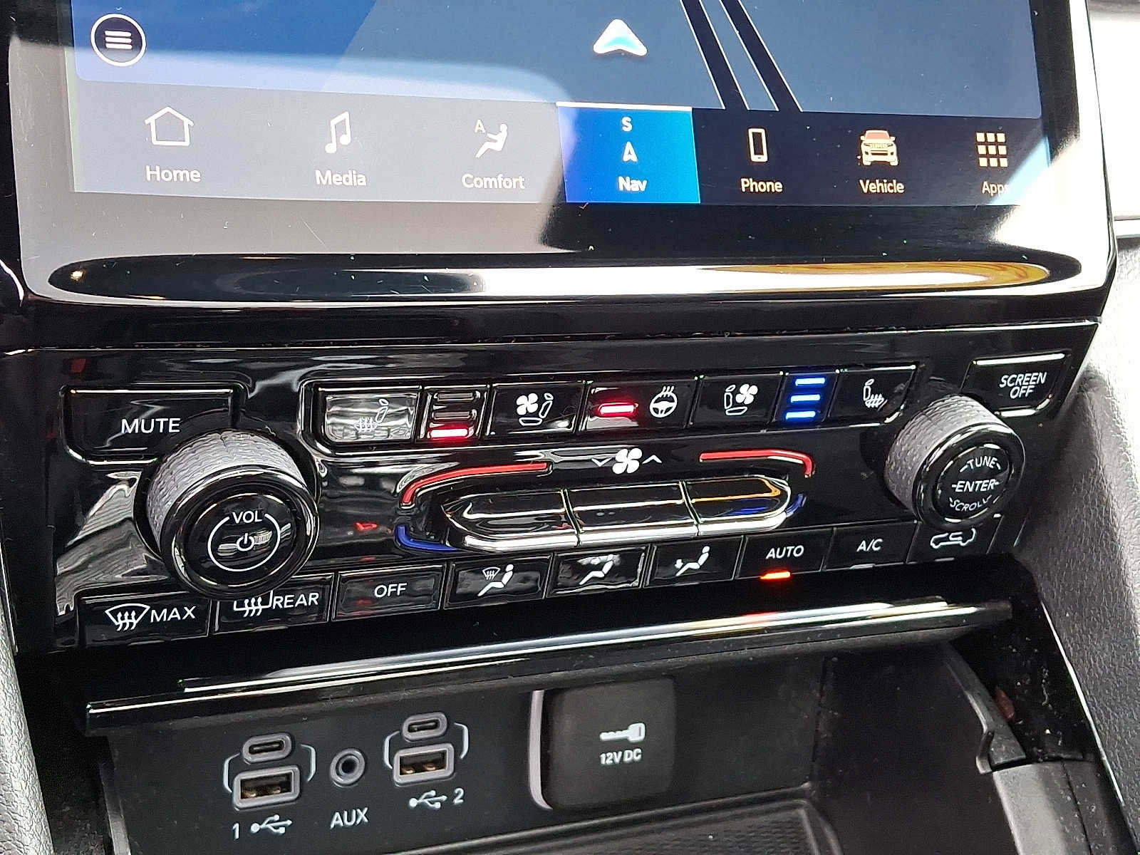 Used 2023 Jeep Grand Cherokee Overland w/ Adv Protech Group III image 18