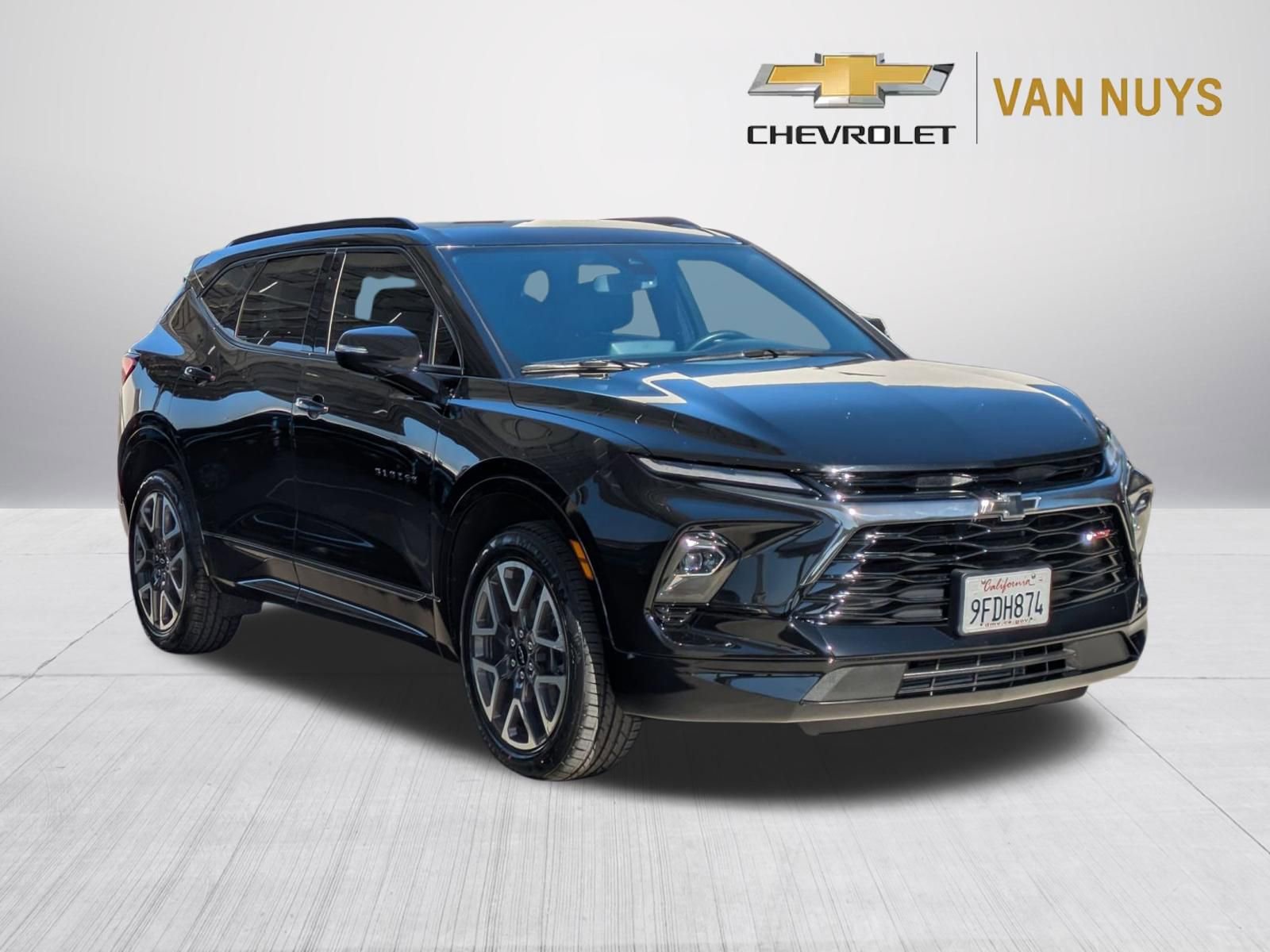 Used 2023 Chevrolet Blazer RS w/ LPO, Cargo Package FWD image 3