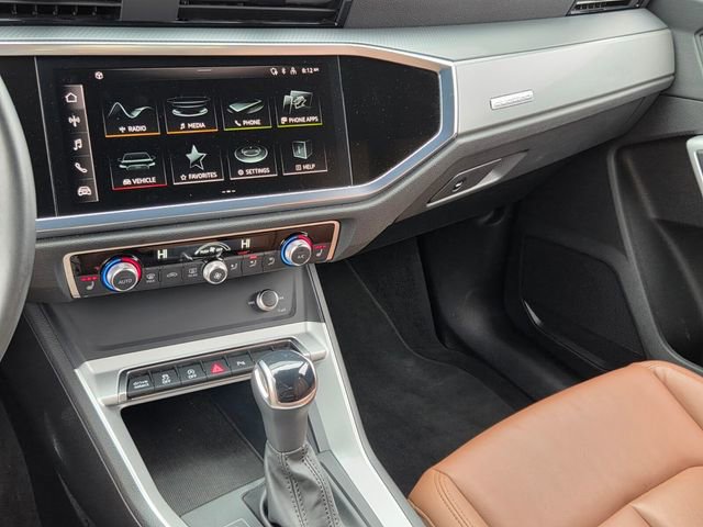 Used 2025 Audi Q3 2.0T Premium image 27