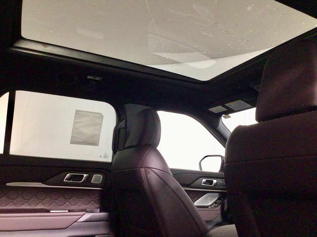New 2026 Ford Explorer Platinum w/ LUX Leather Package image 3