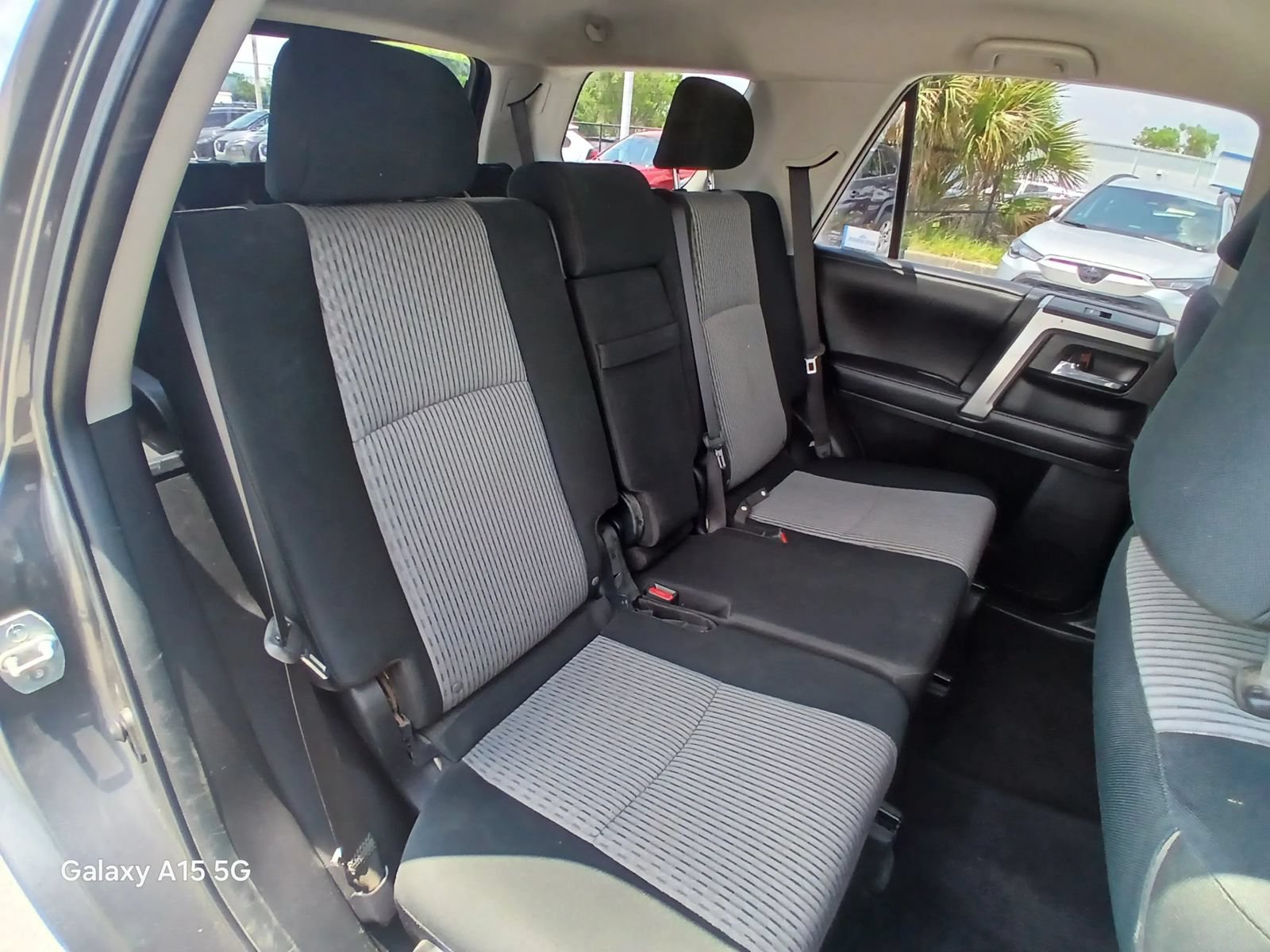 Used 2017 Toyota 4Runner SR5 AWD/4WD image 12