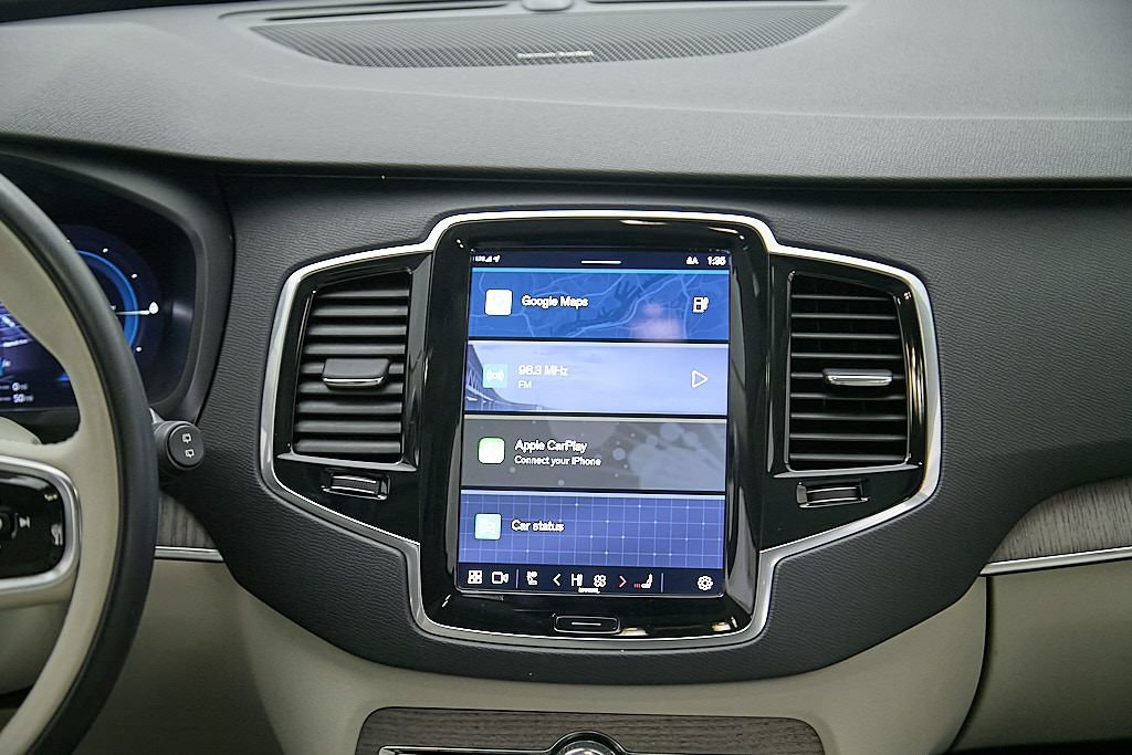 Used 2023 Volvo XC90 T8 Plus w/ Protection Package Premier AWD/4WD image 28