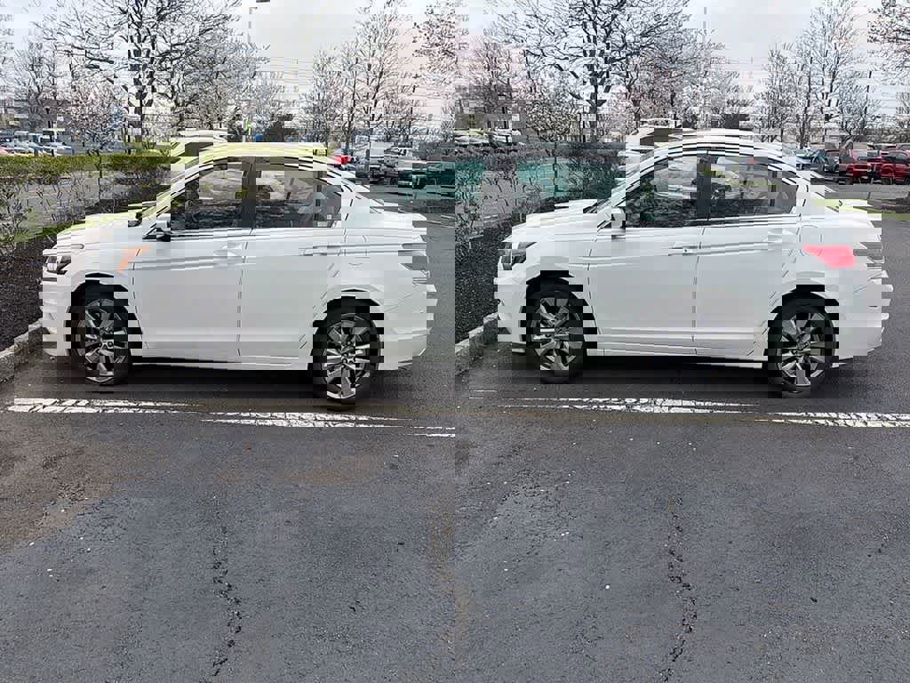 Used 2012 Honda Accord EX-L image 9