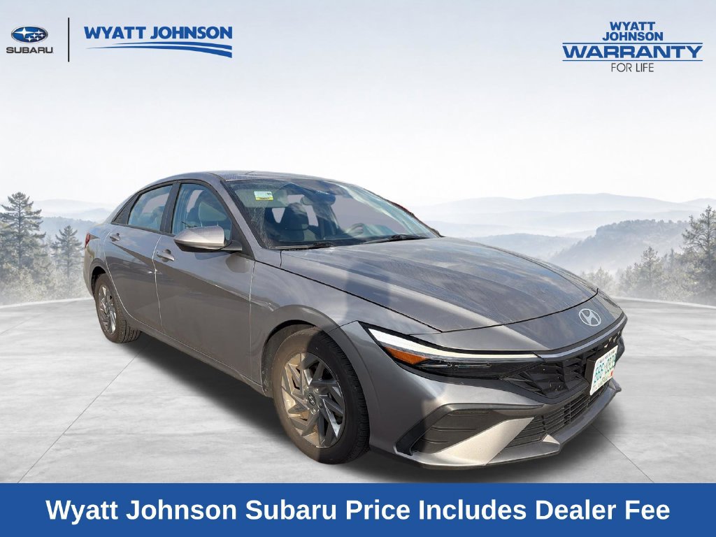 Used 2024 Hyundai Elantra SEL FWD image 13