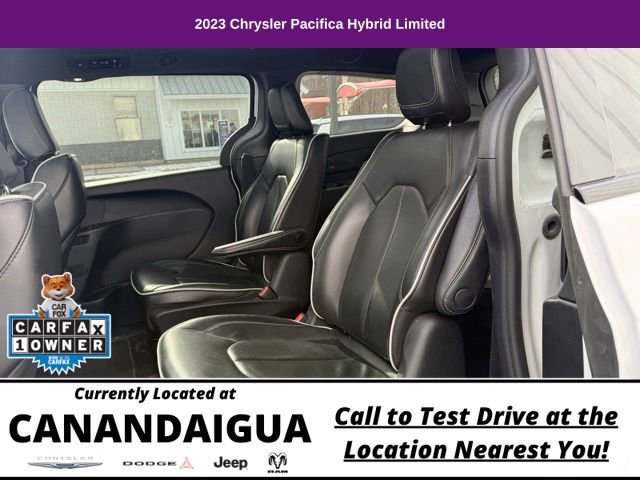 Used 2023 Chrysler Pacifica Limited w/ S Appearance Package FWD image 18