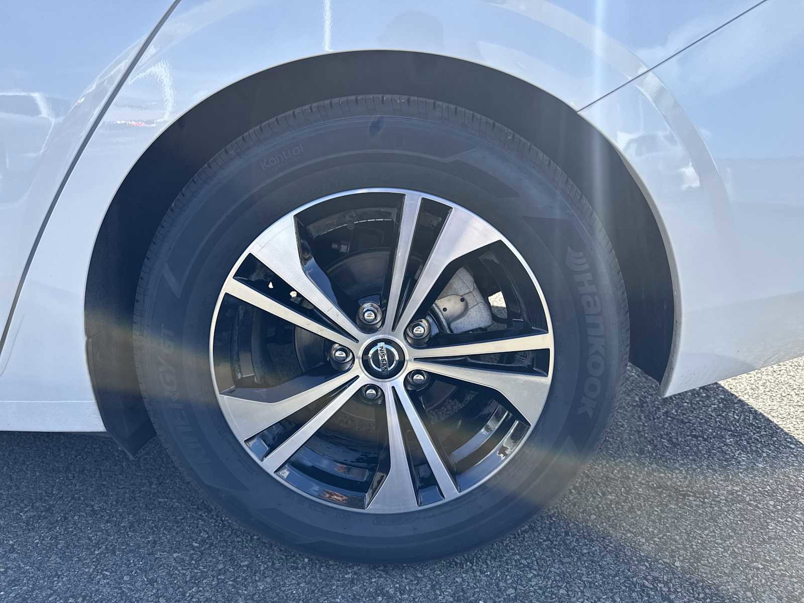 Used 2023 Nissan Sentra SV w/ All-Weather Package image 5