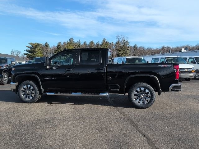 Used 2023 Chevrolet Silverado 2500 LT w/ All Star Edition image 3