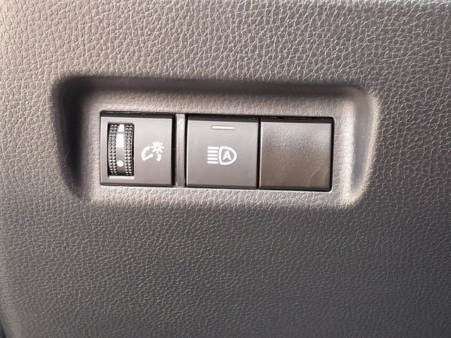 Used 2024 Toyota RAV4 XLE AWD/4WD image 18