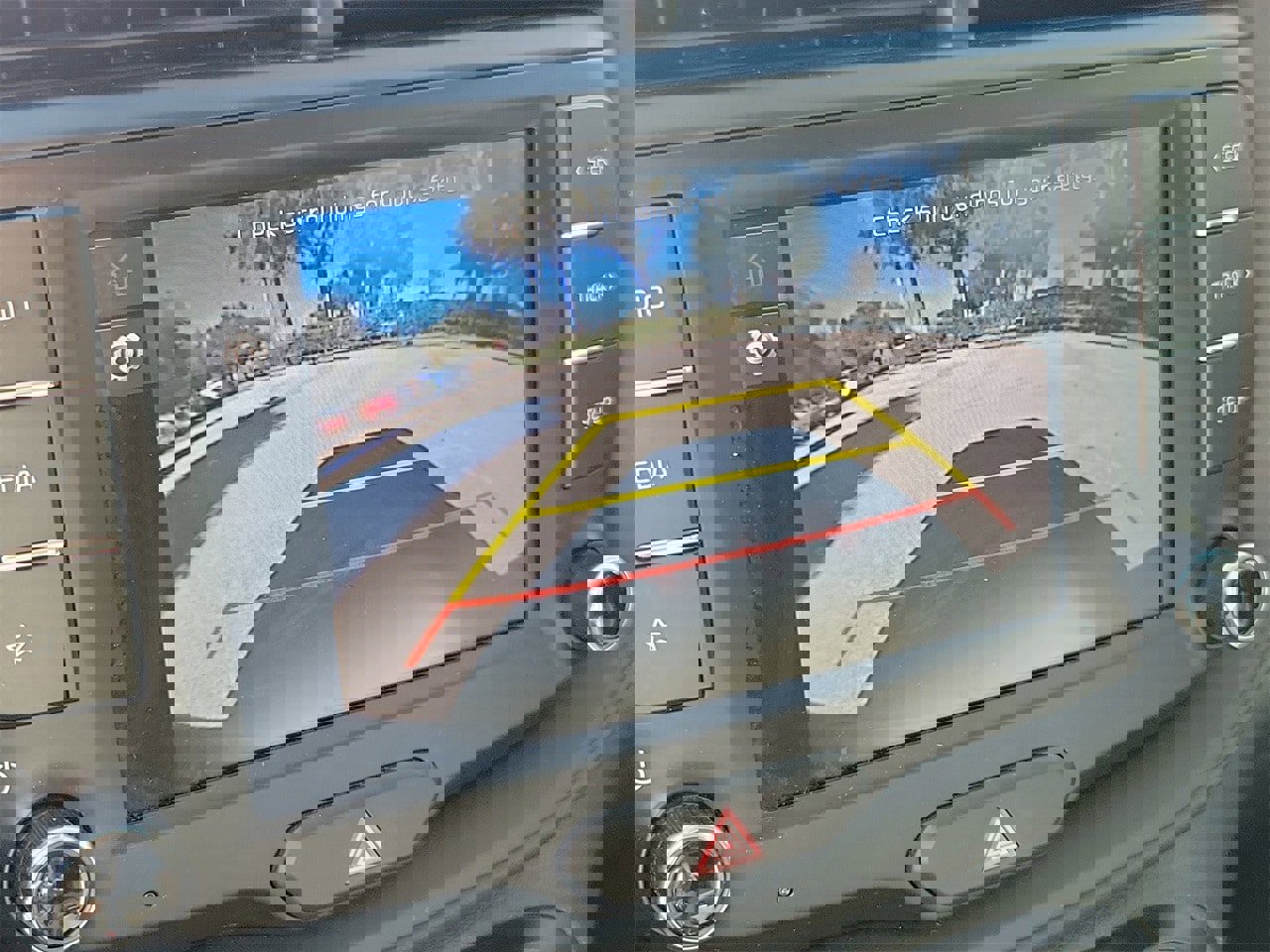 Used 2025 Kia Soul LX w/ LX Technology Package image 24