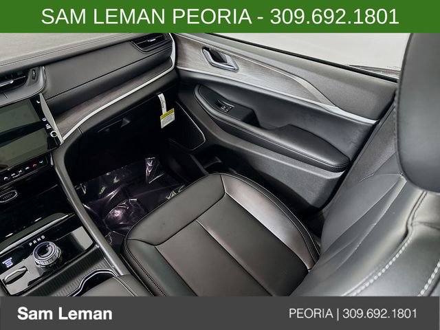 New 2026 Jeep Grand Cherokee L Limited image 24