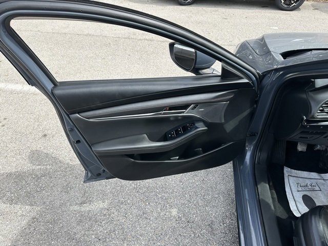 Used 2019 MAZDA MAZDA3 Hatchback w/ Premium Package image 16