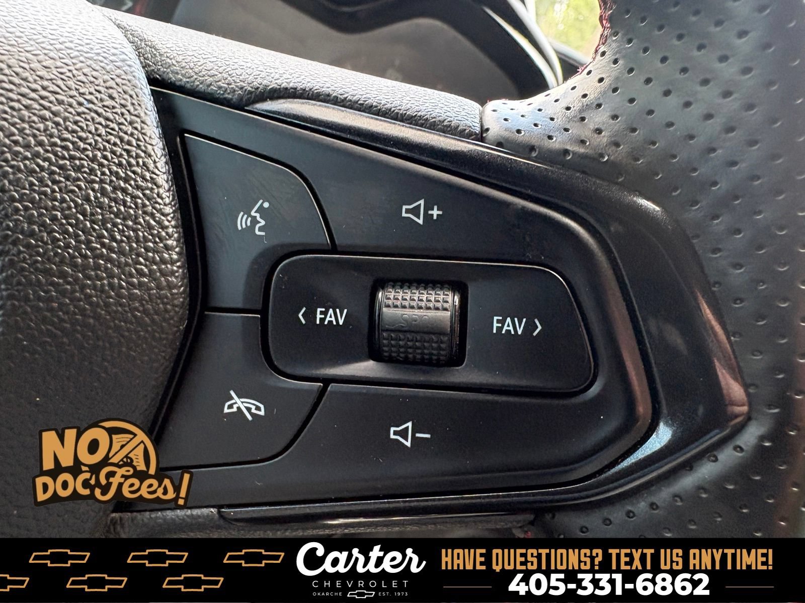 Used 2024 Chevrolet Trax RS w/ Sunroof Package FWD image 40