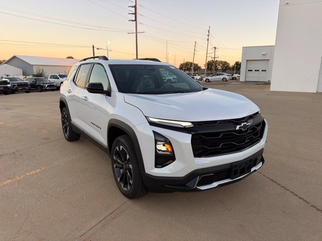 New 2027 Chevrolet Equinox RS w/ Convenience Package III AWD/4WD image 2