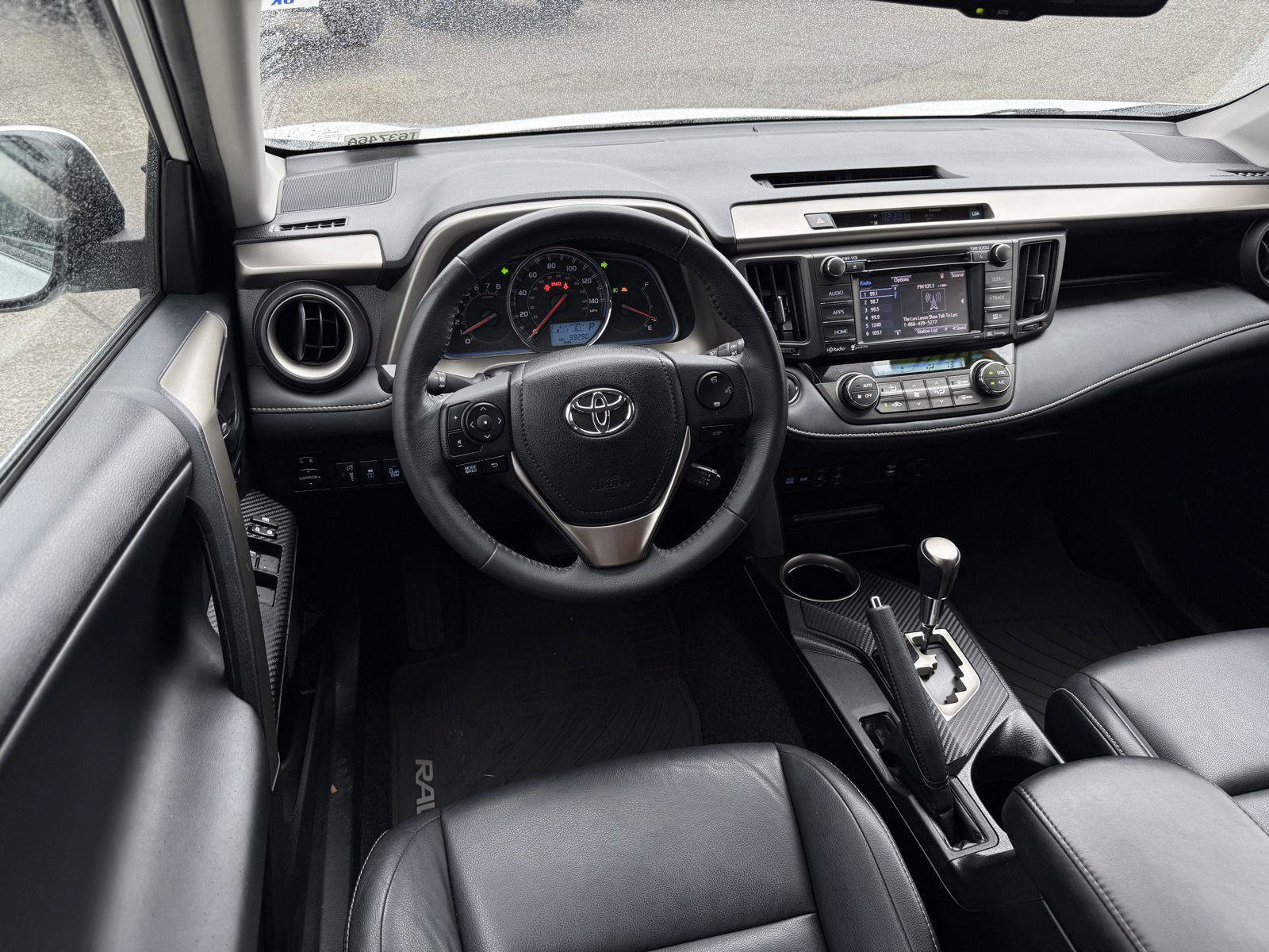 Used 2014 Toyota RAV4 Limited AWD/4WD image 15