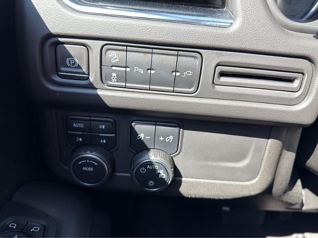 Used 2021 Chevrolet Tahoe Z71 w/ Rear Media and Nav Package AWD/4WD image 38