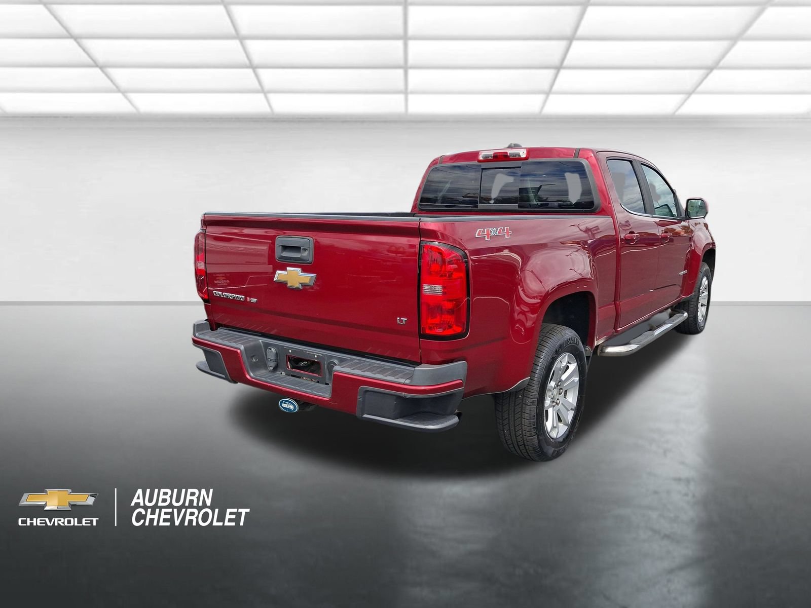 Used 2017 Chevrolet Colorado LT w/ LT Convenience Package AWD/4WD image 3