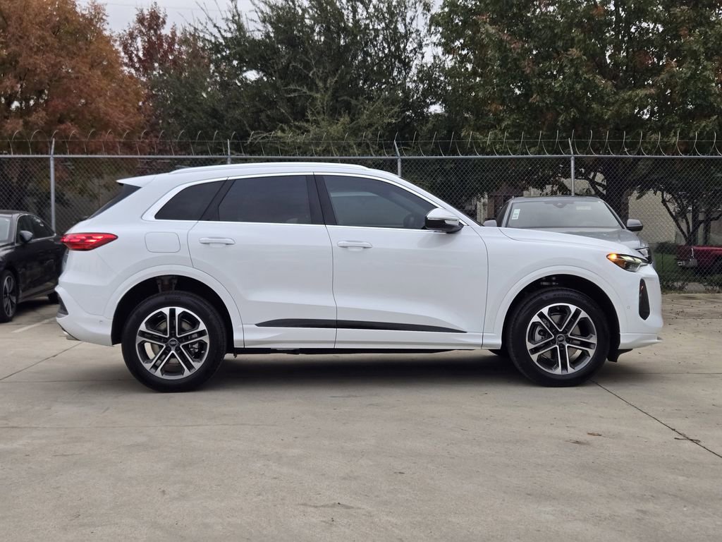 New 2025 Audi Q5 Premium image 5