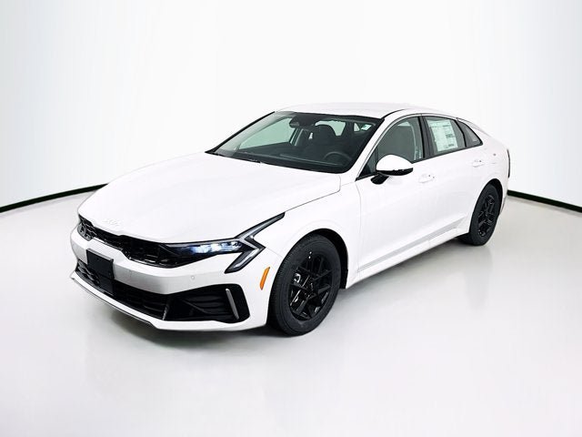 New 2025 Kia K5 LXS FWD image 1