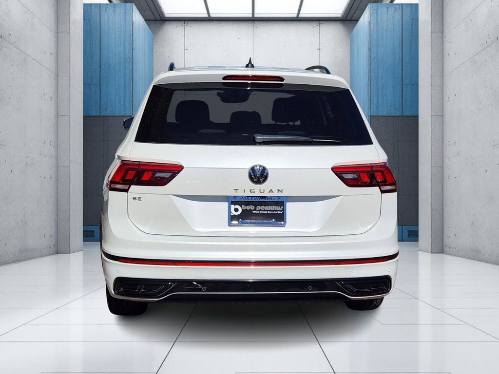 Used 2022 Volkswagen Tiguan SE R-Line image 30