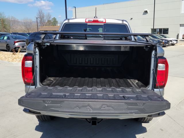 Used 2024 GMC Canyon Denali image 16