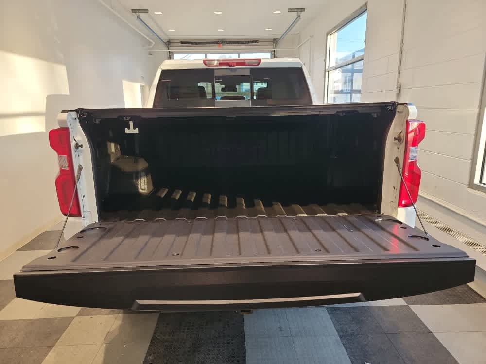 Used 2024 Chevrolet Silverado 1500 ZR2 AWD/4WD image 10