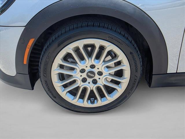 Used 2025 MINI Cooper 2-Door Hardtop FWD image 25