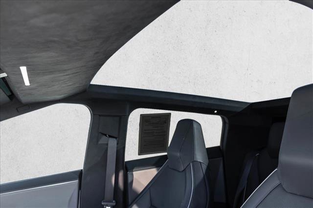 Used 2024 Tesla Cybertruck Cyberbeast image 23