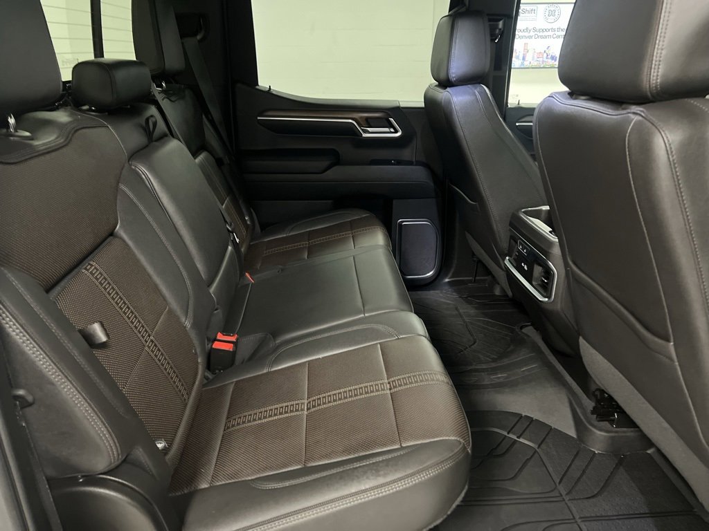 Used 2022 Chevrolet Silverado 1500 High Country image 57