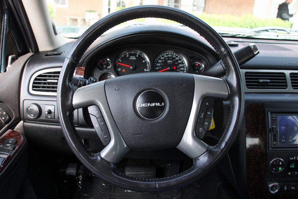 Used 2011 GMC Sierra 2500 Denali image 23