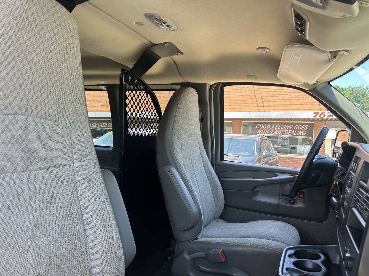 Used 2014 Chevrolet Express 1500 LT w/ LT Preferred Equipment Group RWD image 20