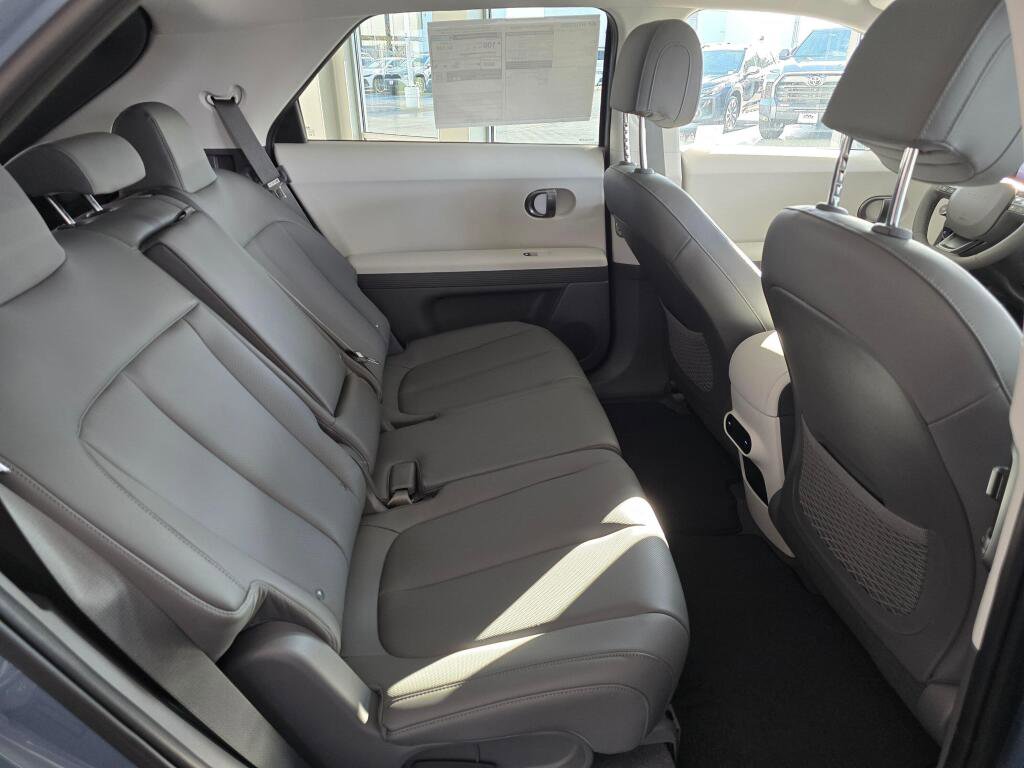New 2026 Hyundai Ioniq 5 SEL image 32