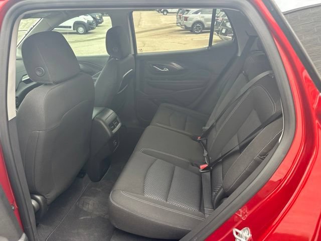 Used 2023 GMC Terrain SLE w/ Elevation Edition FWD image 16